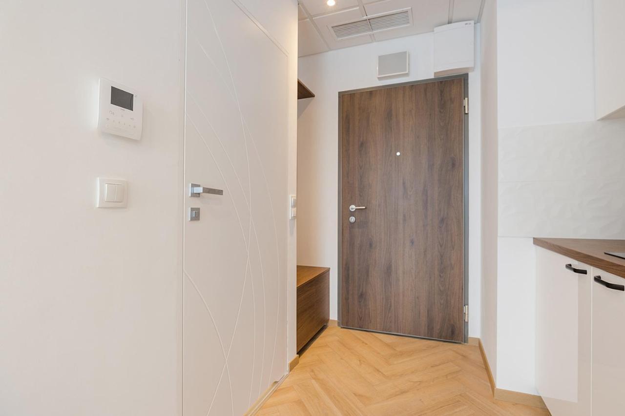 Kasprzaka 29 - Bezplatny Parking - Free Parking - Piekny Widok Na Centrum Miasta - Duzy Balkon - Smart Tv 55 Cali - Wifi - Better Rental Warsaw Exterior photo